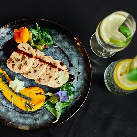 West Baltic Wellness & Апарт-отель