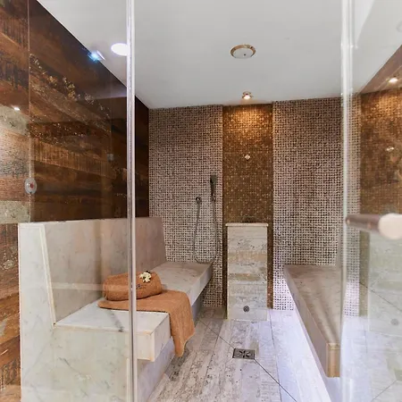 West Baltic Wellness & Lejlighedshotel 4*