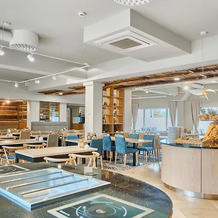 West Baltic Wellness & Апарт-отель Свиноуйсьце