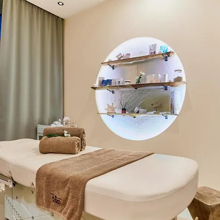 West Baltic Wellness & Otel 4*