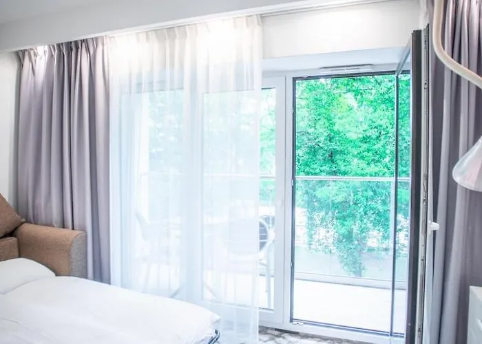 アパートホテル West Baltic Wellness & シフィノウイシチェ